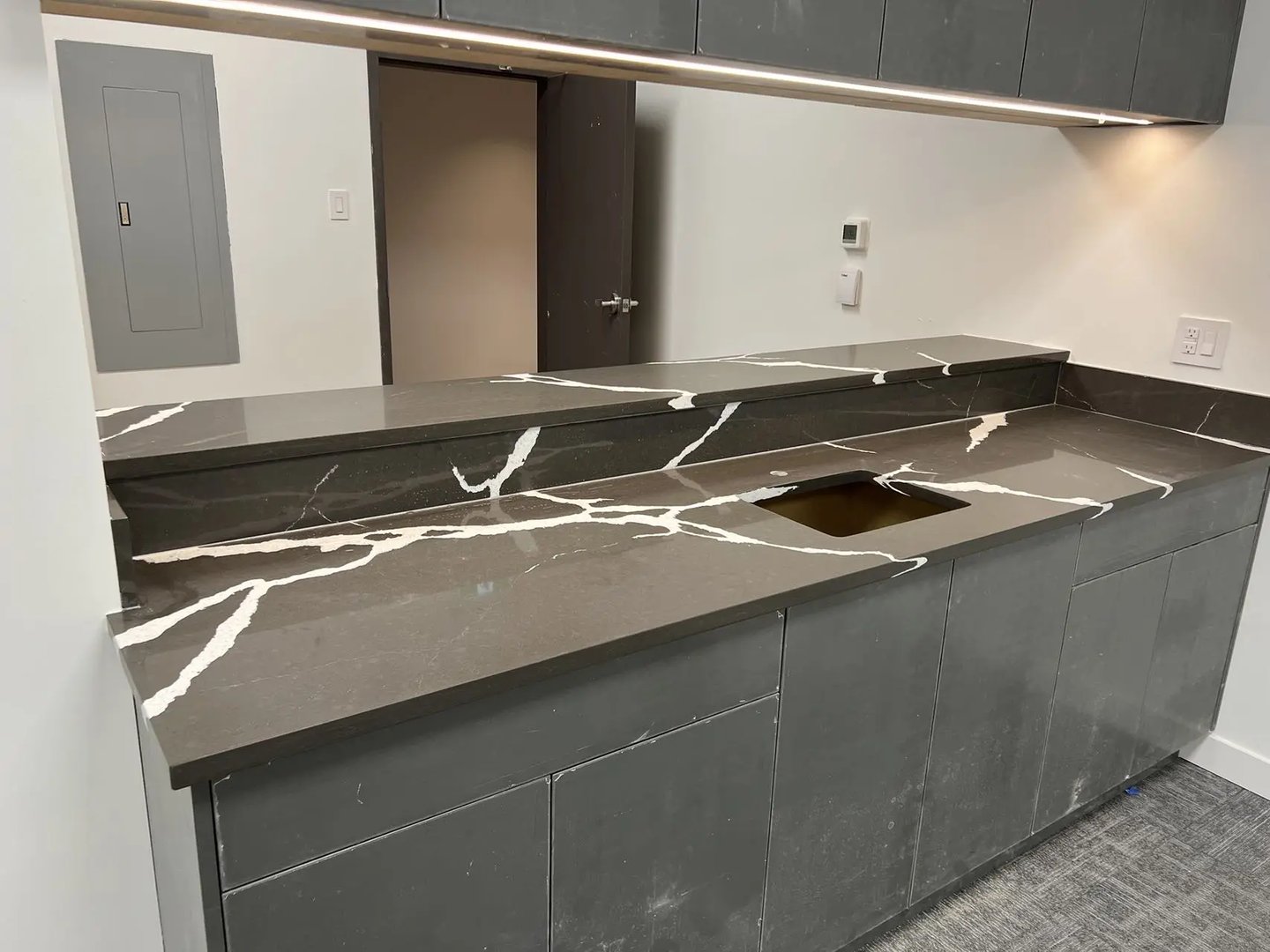 Countertop installation 9