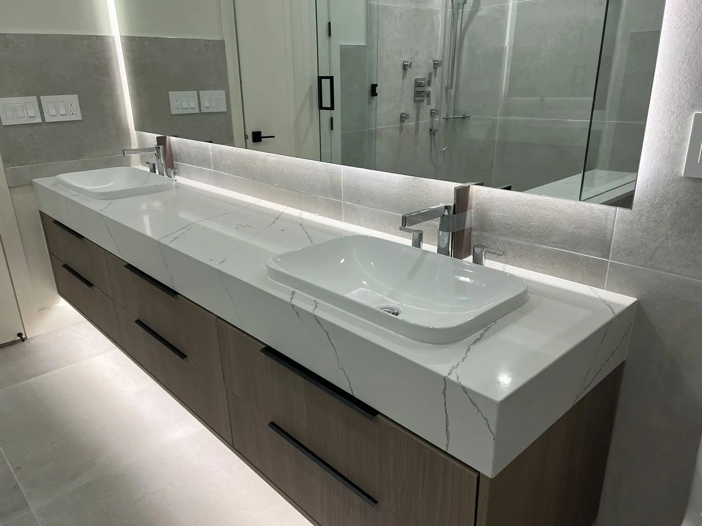 Countertop installation 17